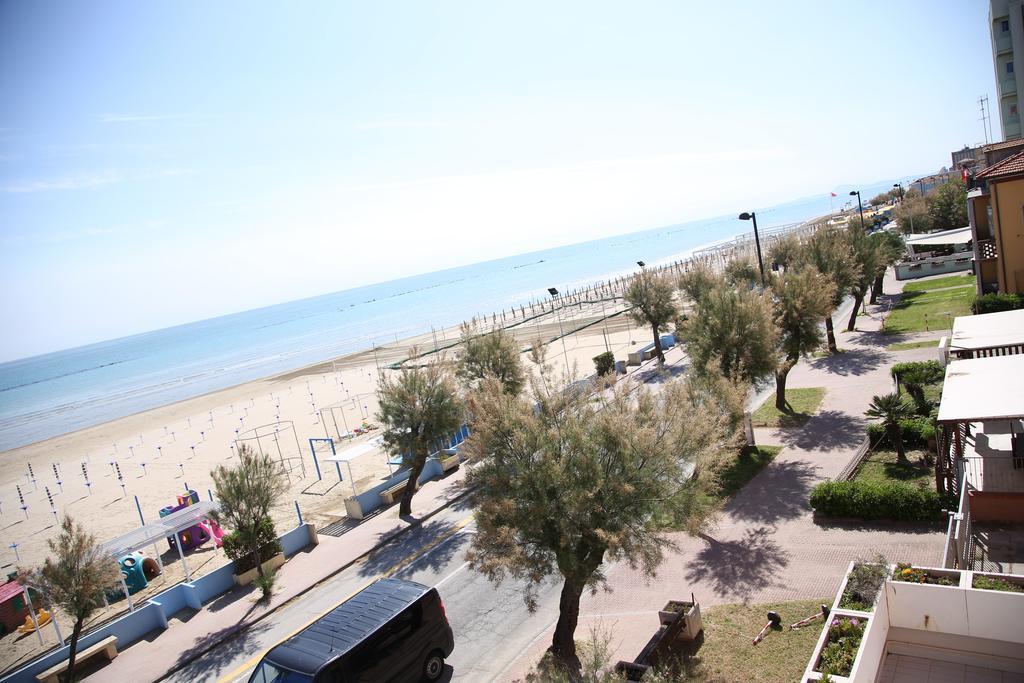 Miramare Inn Hotel Marotta Exterior foto